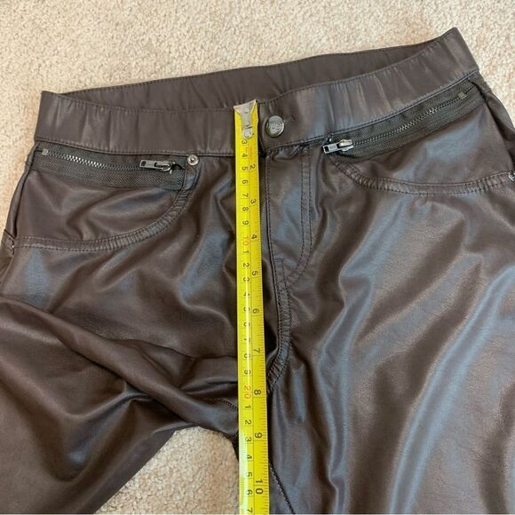HUE dark chocolate brown faux leather zipper detail leggings Sz S - Picture 6 of 9